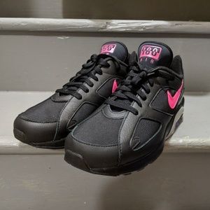 Nike Air Max 180
Black Pink Grey New Men's 10.5
